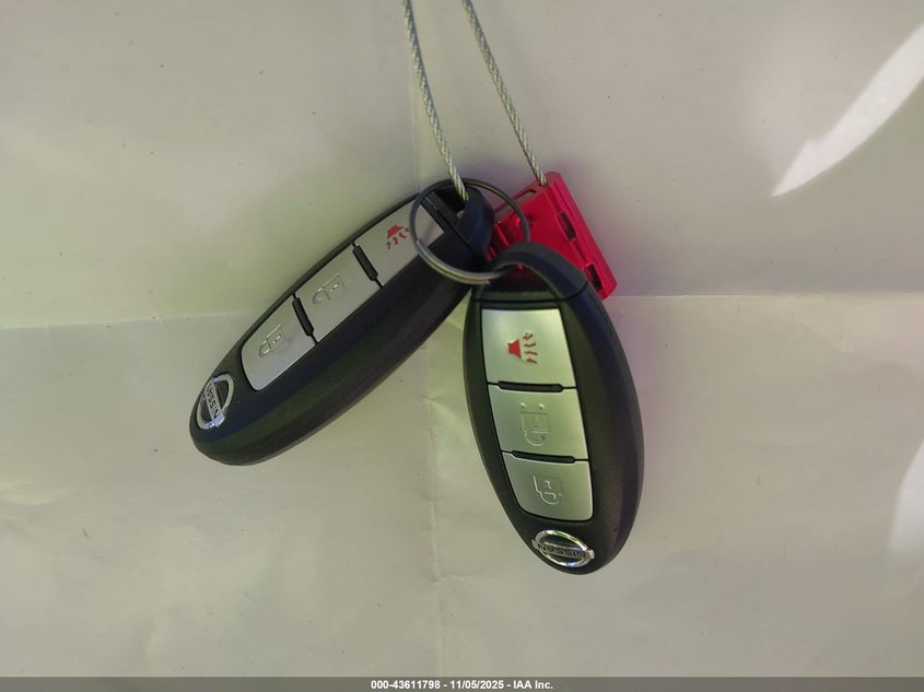 2013 NISSAN PATHFINDER SV - 5N1AR2MN8DC624947