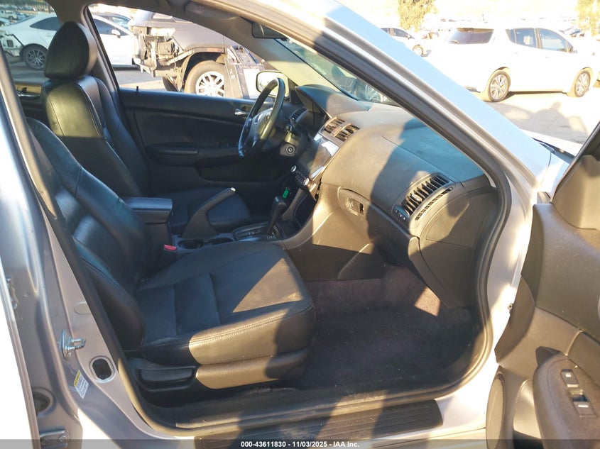1HGCM56623A123325 2003 HONDA ACCORD photo no. 5