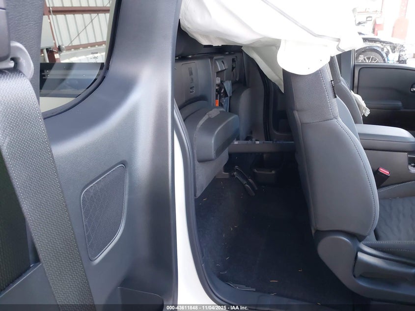 2024 NISSAN FRONTIER KING CAB SV 4X4 - 1N6ED1CM0RN658526