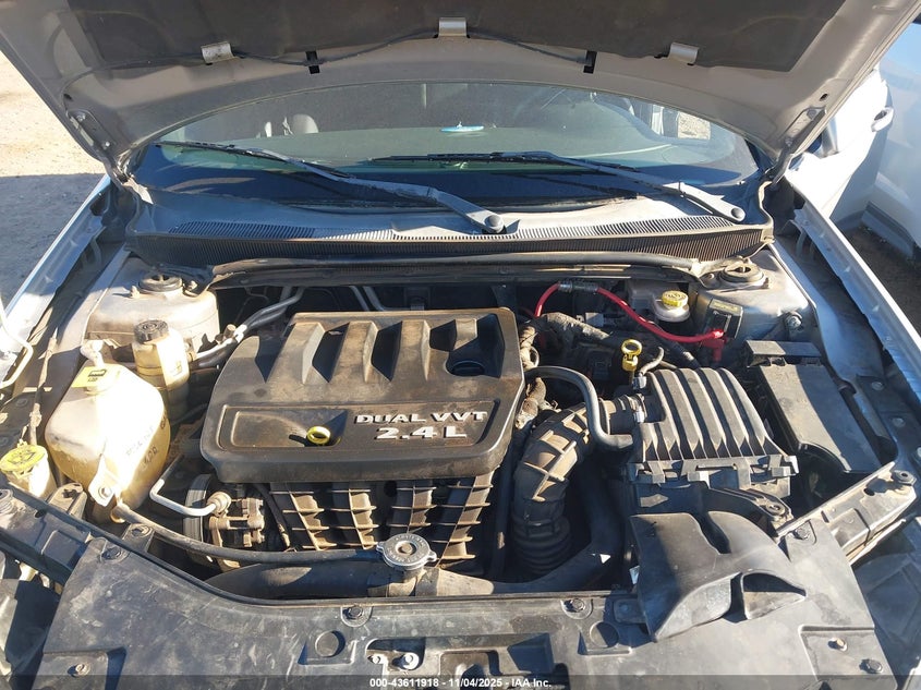 1C3CCBAB4DN647143 2013 CHRYSLER 200 photo no. 10