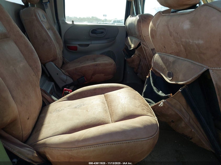 2001 Ford F-150 Harley-Davidson Edition/King Ranch Edition/Lariat/Xlt VIN: 1FTRW07L41KB65898 Lot: 43611925