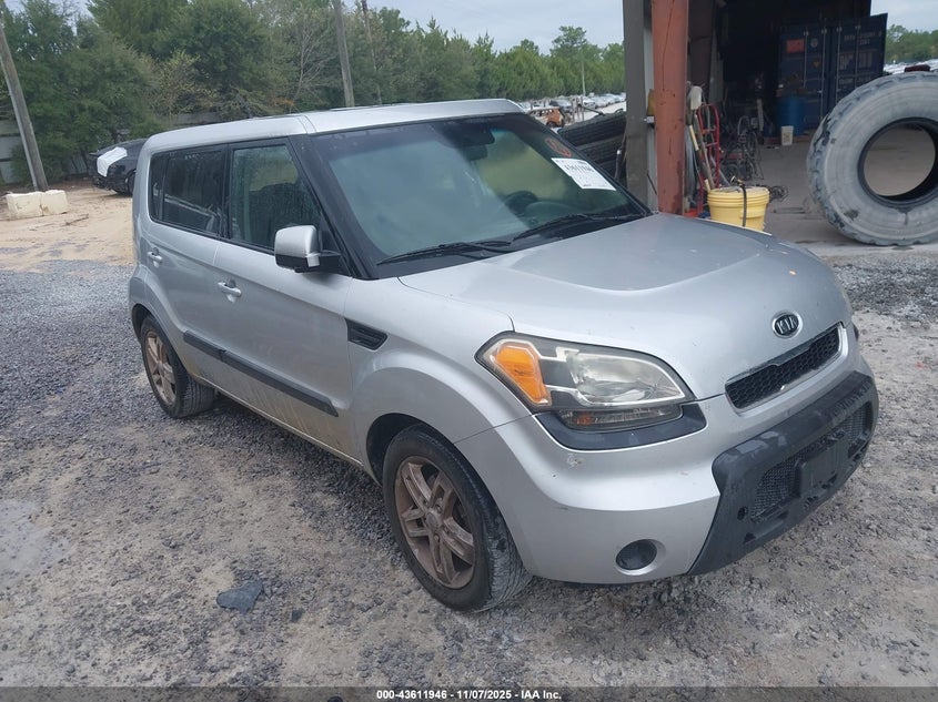 KNDJT2A23B7345492 2011 Kia Soul + auction photo 1