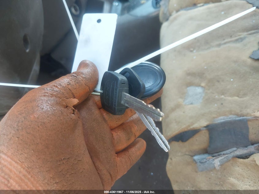 2002 Toyota Sequoia Limited V8 VIN: 5TDZT38A42S069318 Lot: 43611967