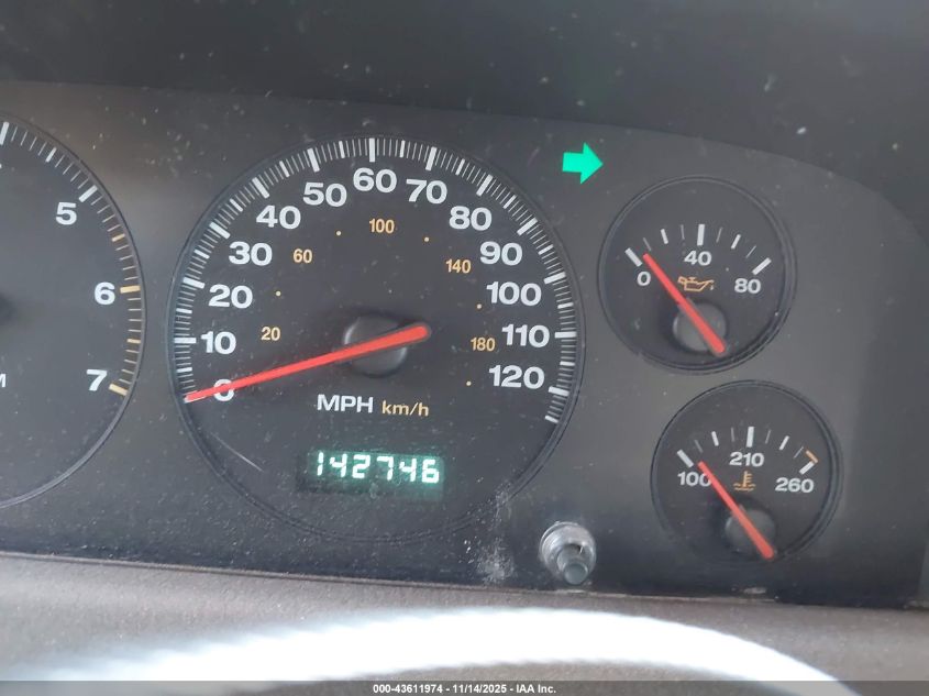 2000 Jeep Grand Cherokee Limited VIN: 1J4GW58N6YC172158 Lot: 43611974