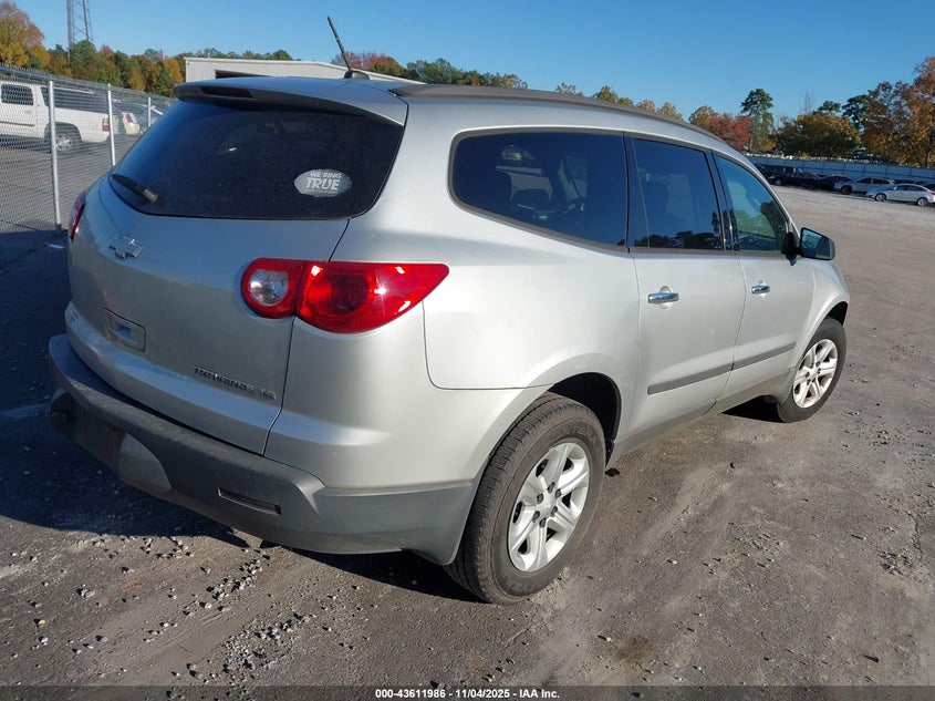 Vin: 1gnkrfedxbj342640, lot: 44107094, chevrolet traverse ls 20114