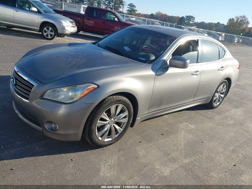 Vin: jn1by1ap9dm513977, lot: 44107113, infiniti m37 20132