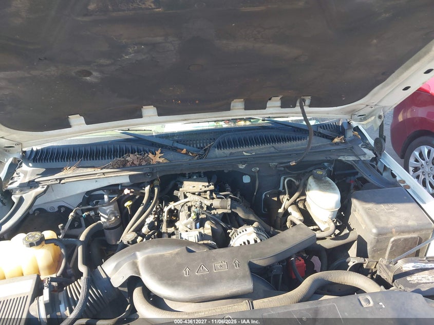 2004 GMC Yukon Xl 1500 Slt VIN: 1GKEC16Z34J301925 Lot: 43612027