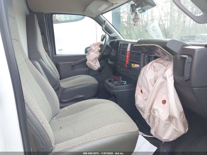 2021 Chevrolet Express Cutaway Work Van VIN: 1GB0GRFP3M1305713 Lot: 43612070