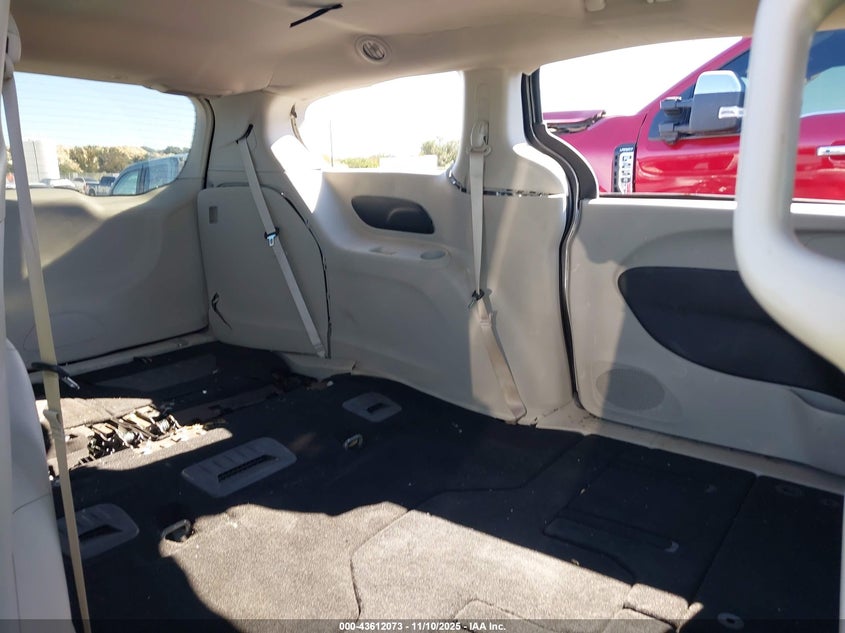 2021 Chrysler Voyager Lx VIN: 2C4RC1CG5MR519733 Lot: 43612073