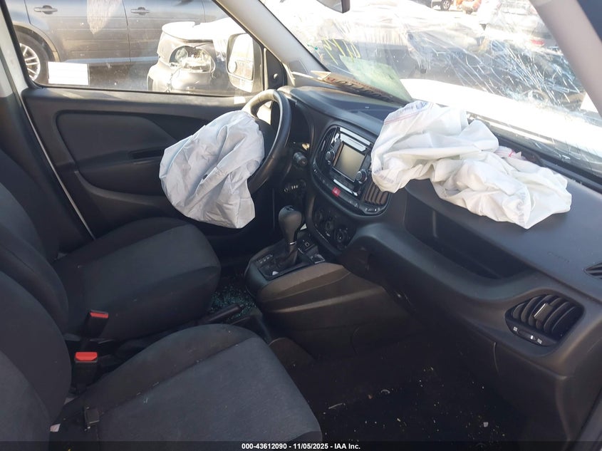 2022 Ram Promaster City Cargo Van VIN: ZFBHRFAB2N6W34137 Lot: 43612090