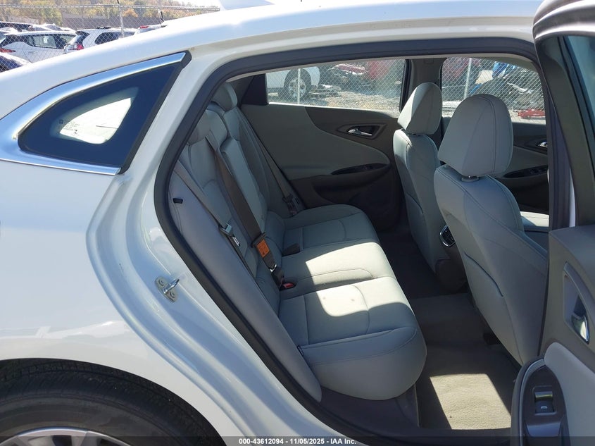 2022 CHEVROLET MALIBU FWD LT - 1G1ZD5ST7NF105101