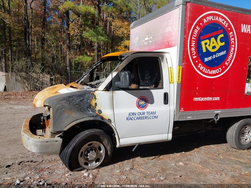 2021 Chevrolet Express Cutaway Work Van VIN: 1GB0GRFPXM1157348 Lot: 43612095