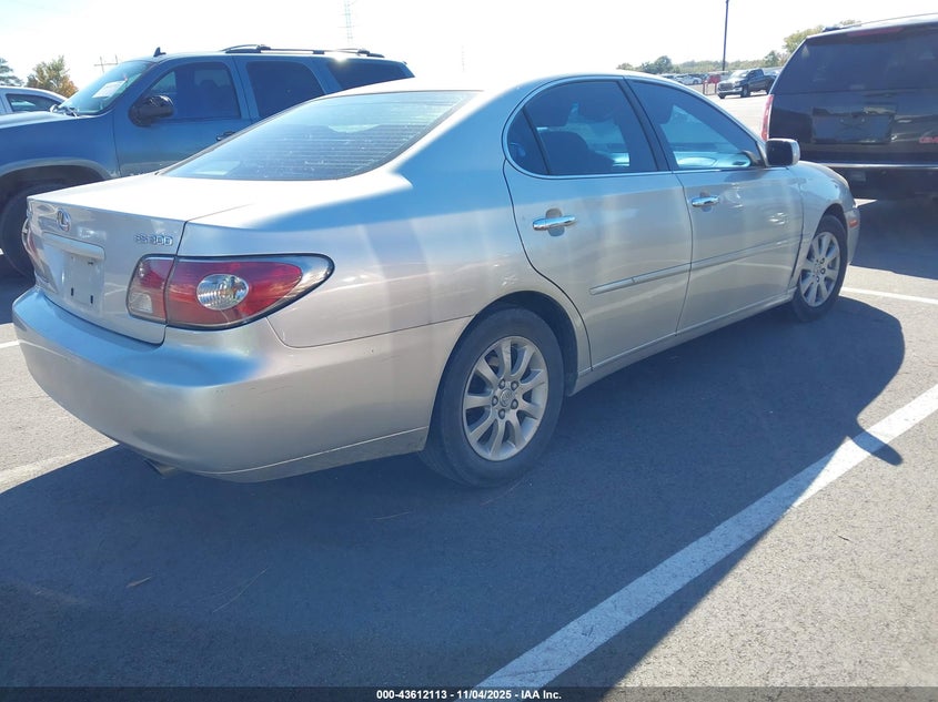 JTHBF30G420075338 2002 LEXUS ES photo no. 4