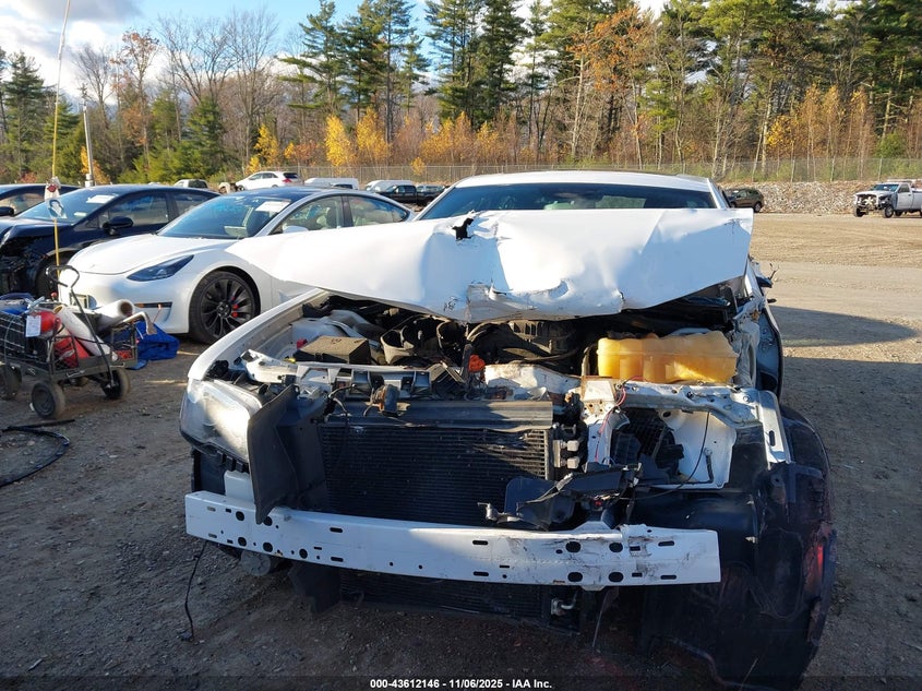 2014 CHRYSLER 300 300S - 2C3CCAGG5EH190334