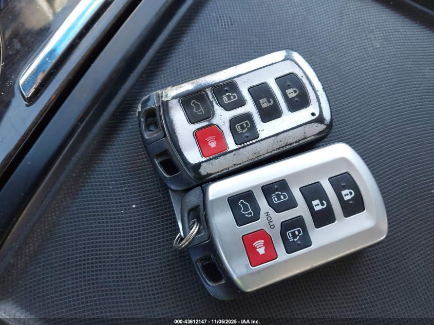 2015 Toyota Sienna Xle 8 Passenger VIN: 5TDYK3DC6FS658639 Lot: 43612147