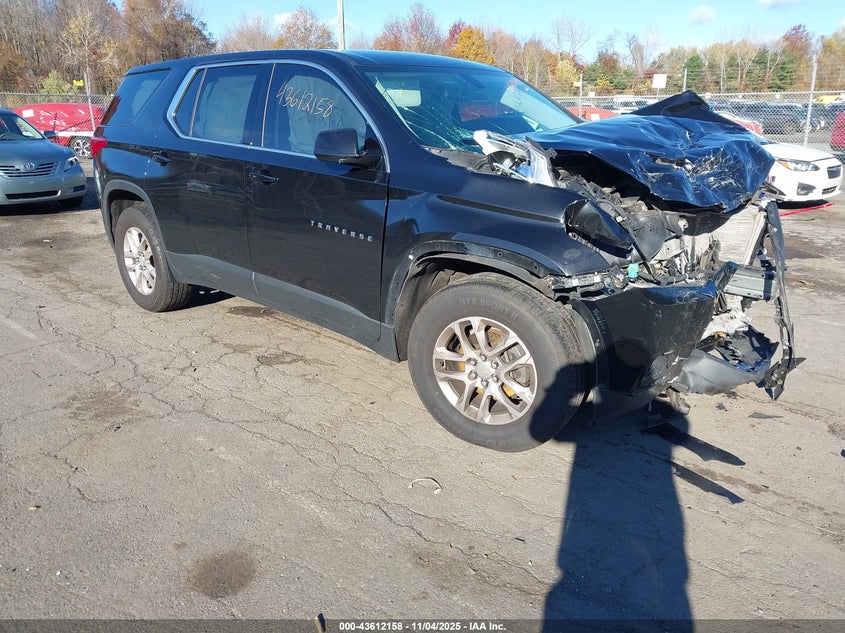 2018 CHEVROLET TRAVERSE LS - 1GNEVFKW2JJ152215