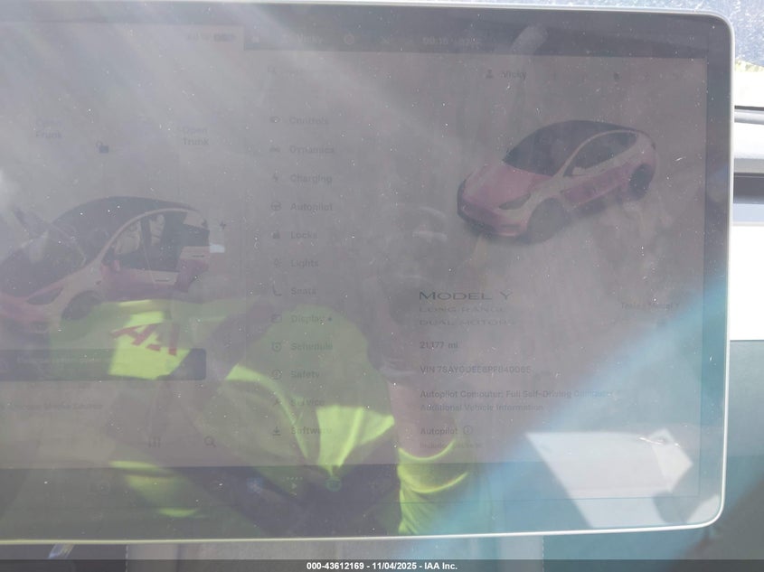 2023 Tesla Model Y Awd/Long Range Dual Motor All-Wheel Drive VIN: 7SAYGDEE6PF840065 Lot: 43612169