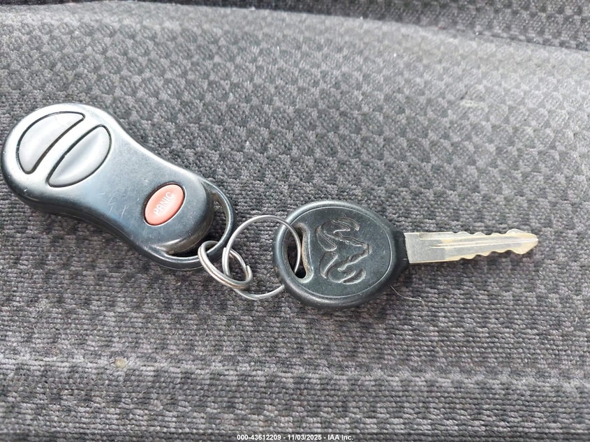 2002 Dodge Ram 1500 St VIN: 3D7HU18N42G151652 Lot: 43612209