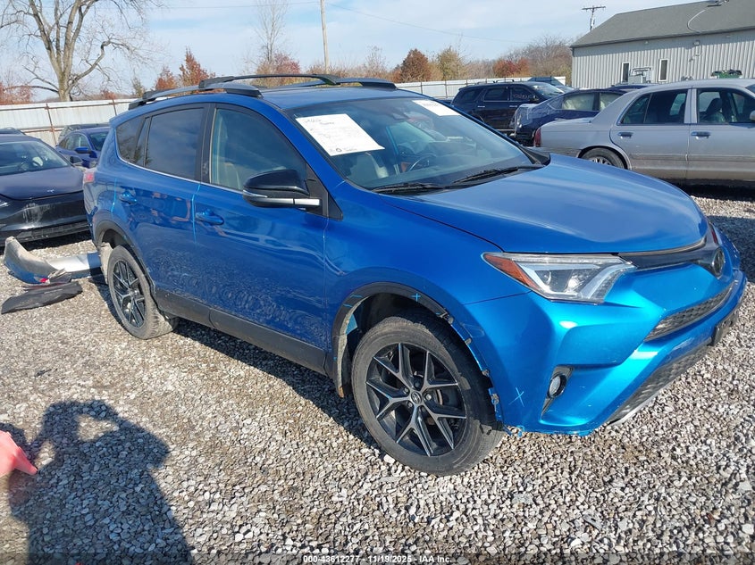 TOYOTA RAV4 SE
