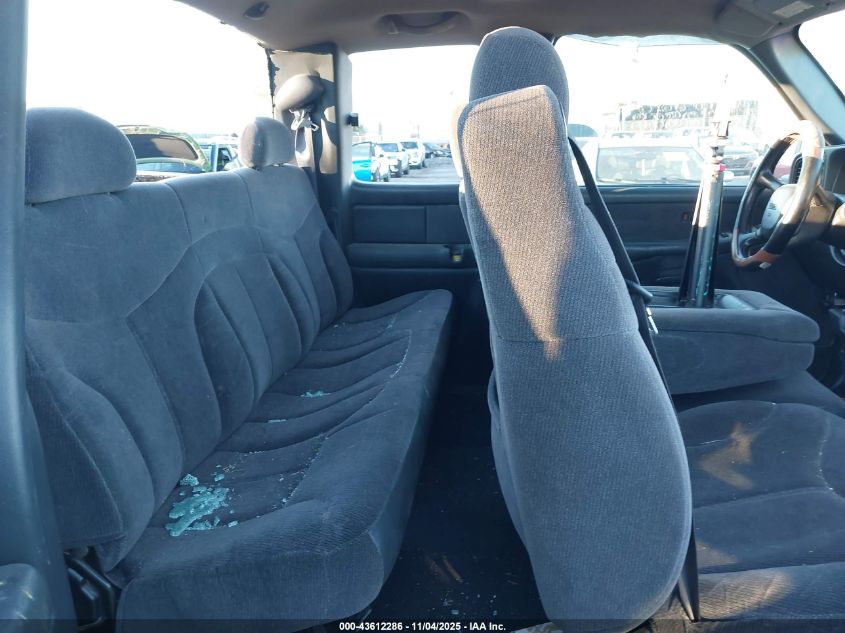 2000 GMC Sierra 1500 Sle VIN: 1GTEK19T1YE113666 Lot: 43612286