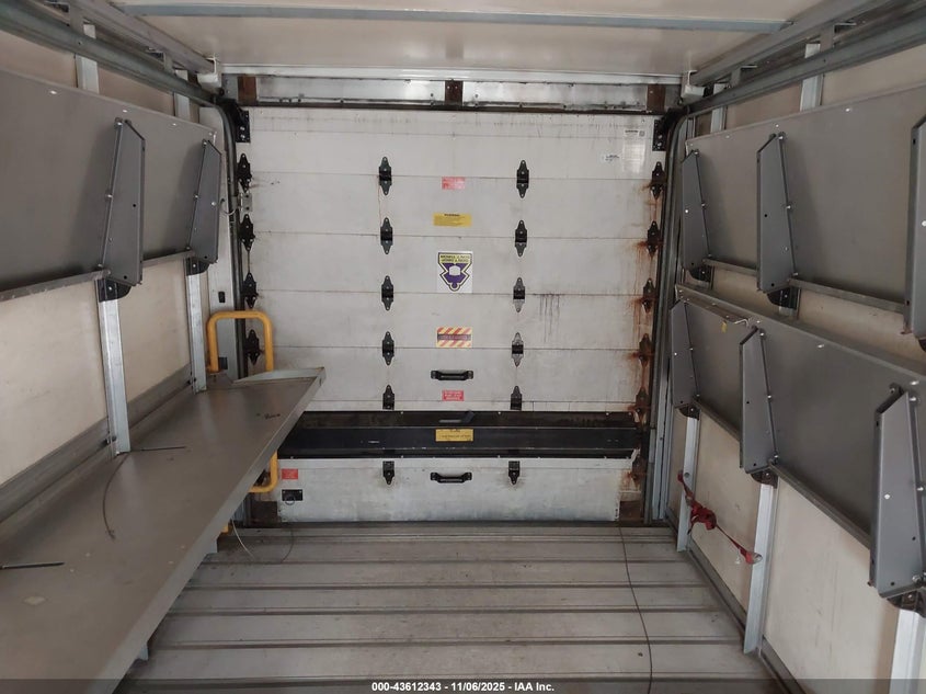 2018 Isuzu Reach VIN: JALB4T177J7W01648 Lot: 43612343