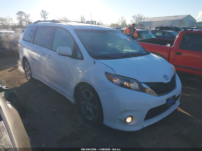 TOYOTA SIENNA SE 8 PASSENGER