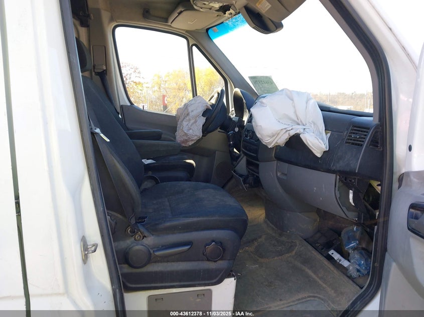 WD3PE7CC0E5843991 2014 MERCEDES-BENZ SPRINTER photo no. 5