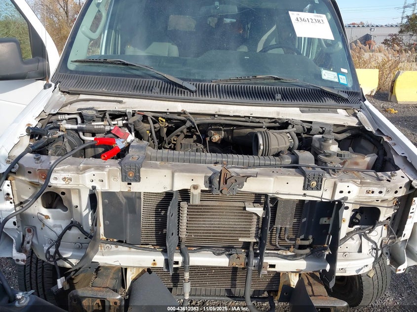 2011 Ford E-350 Super Duty Xlt VIN: 1FBNE3BL0BDA61932 Lot: 43612383