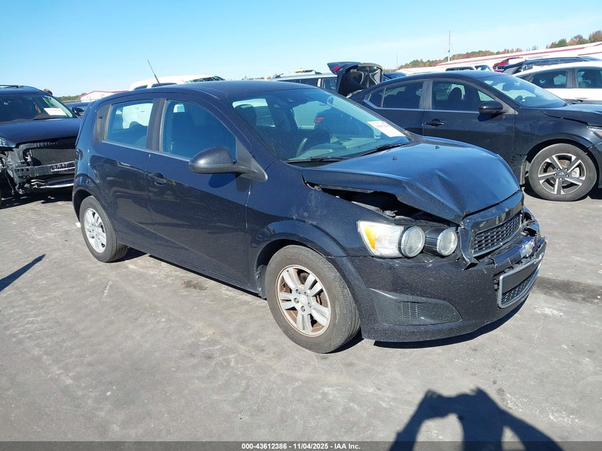 CHEVROLET SONIC LT AUTO