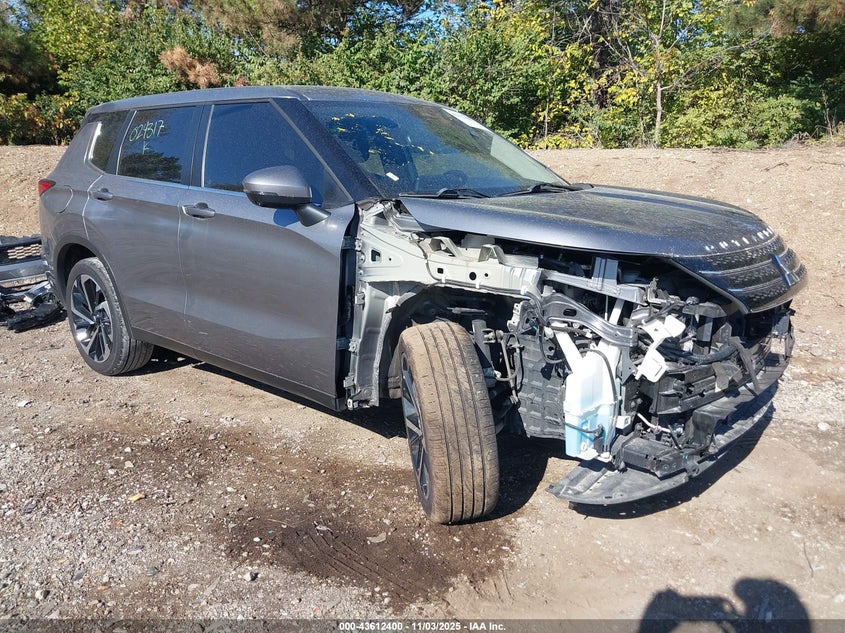 MITSUBISHI OUTLANDER BLACK EDITION 2WD/SE 2.5 2WD/SE LAUNCH EDITION 2WD
