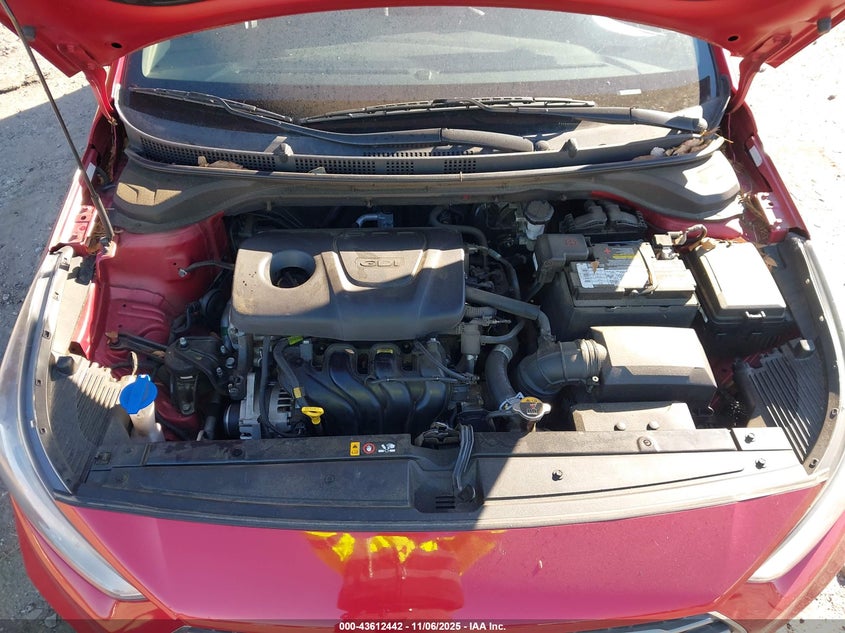 2019 HYUNDAI ACCENT SE 3KPC24A38KE053014