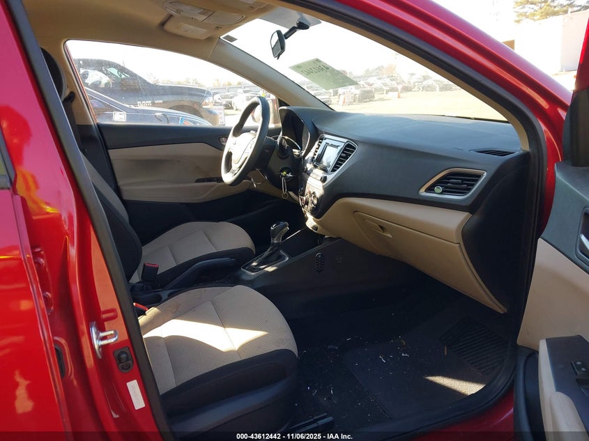 2019 HYUNDAI ACCENT SE 3KPC24A38KE053014