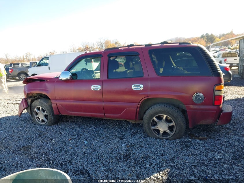 2005 GMC Yukon Denali VIN: 1GKEK63U85J212569 Lot: 43612468