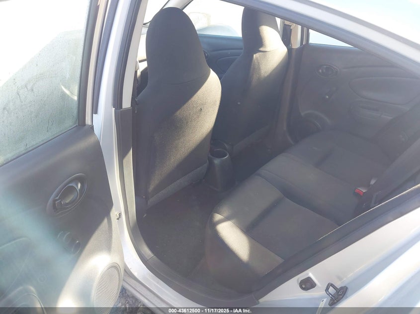 3N1CN7AP7HL856772 2017 NISSAN VERSA photo no. 8