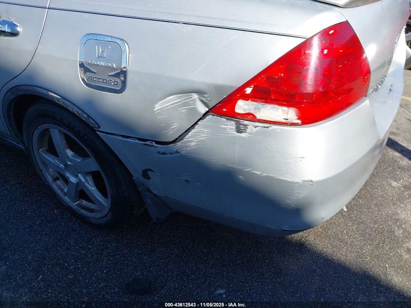 1HGCM66477A035137 2007 HONDA ACCORD photo no. 6