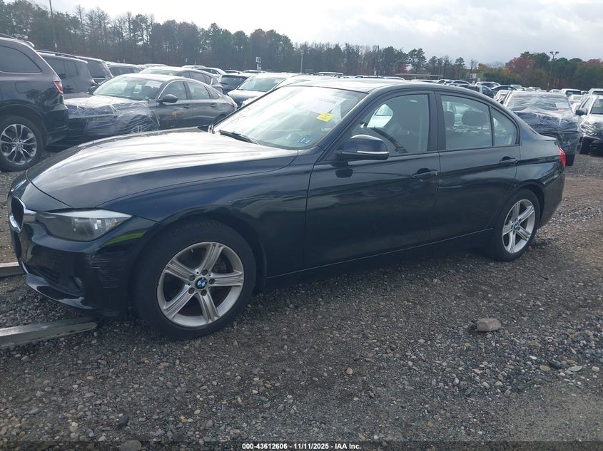 WBA3C1C59EK106067 2014 BMW 3ER photo no. 2