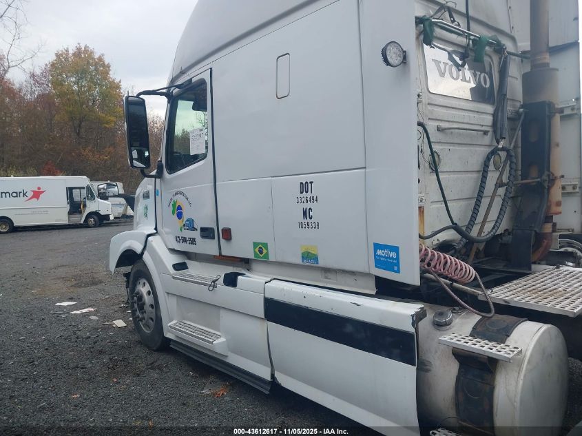 2004 Volvo Vn Vnl VIN: 4V4NC9TGX4N364983 Lot: 43612617