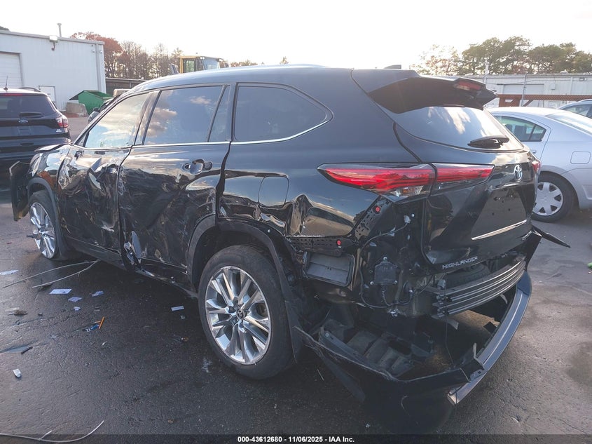 2023 TOYOTA HIGHLANDER LIMITED 5TDKDRBH1PS031317