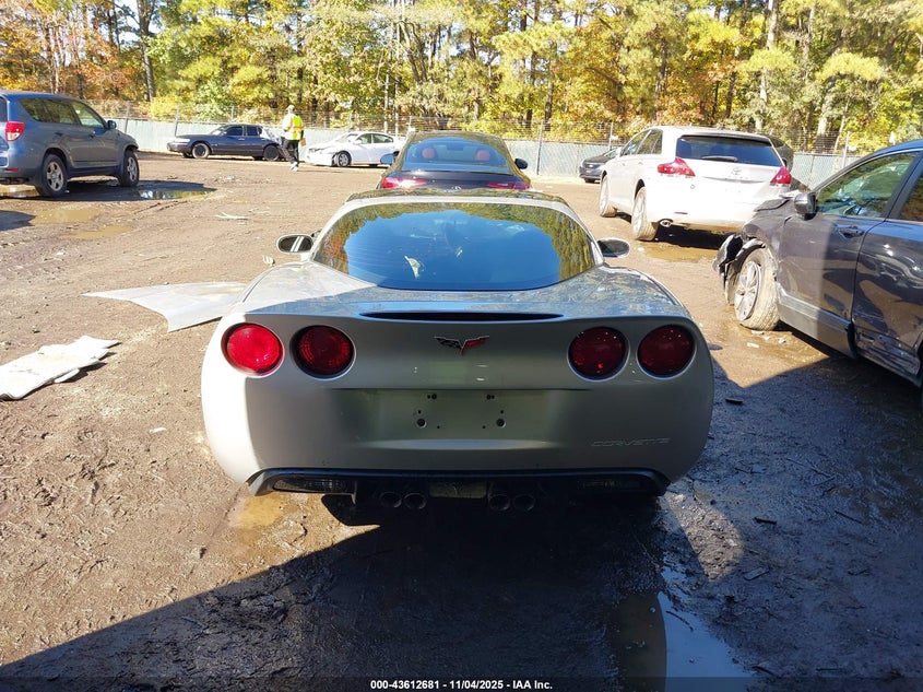 2005 Chevrolet Corvette VIN: 1G1YY24U955105580 Lot: 43612681