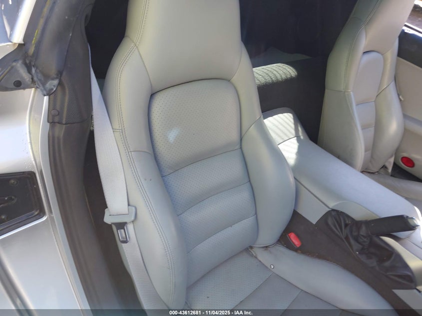 2005 Chevrolet Corvette VIN: 1G1YY24U955105580 Lot: 43612681