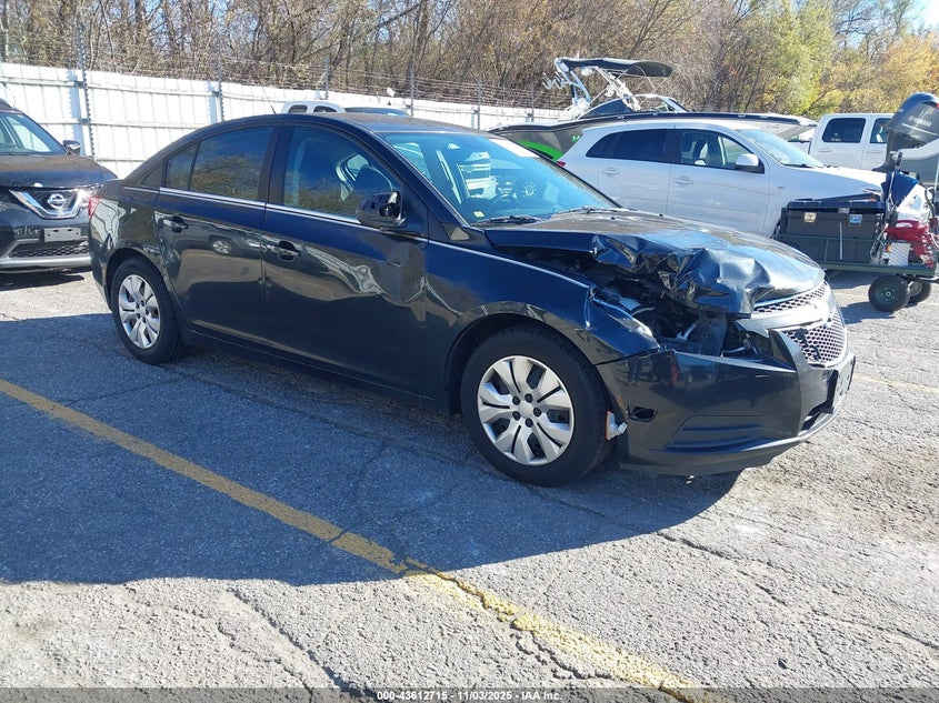 CHEVROLET CRUZE 1LT AUTO