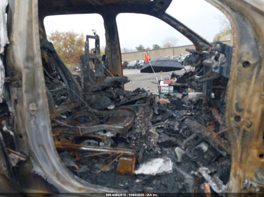 3GCPDKEK8RG384885 2024 CHEVROLET SILVERADO photo no. 5