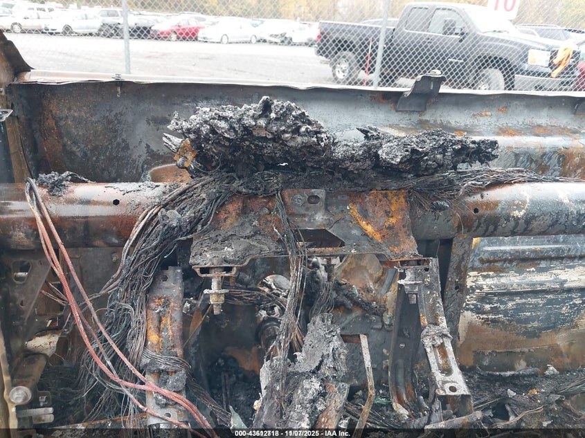 3GCPDKEK8RG384885 2024 CHEVROLET SILVERADO photo no. 7