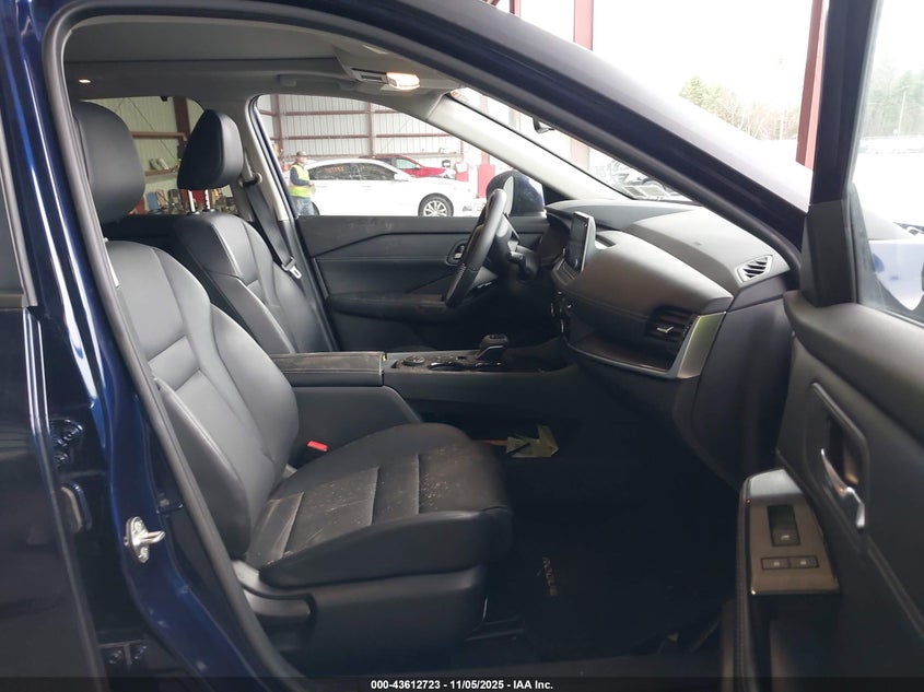 2024 Nissan Rogue Sv Intelligent Awd VIN: JN8BT3BB7RW285049 Lot: 43612723