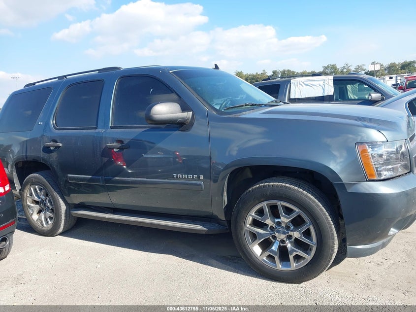 2008 Chevrolet Tahoe Ls VIN: 1GNFC13058R267782 Lot: 43612795