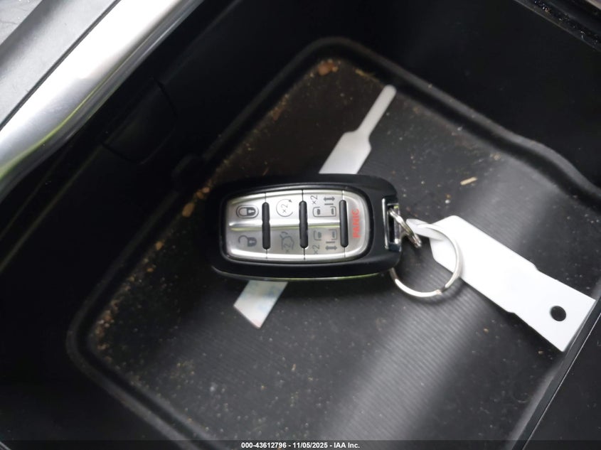 2020 CHRYSLER PACIFICA LIMITED - 2C4RC1GG1LR262921