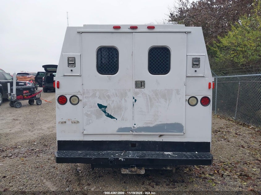 2006 Chevrolet Express Cutaway Work Van VIN: 1GBHG31U761214427 Lot: 43612800