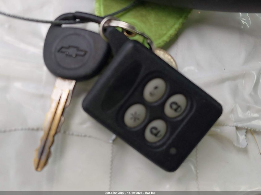 2006 Chevrolet Express Cutaway Work Van VIN: 1GBHG31U761214427 Lot: 43612800