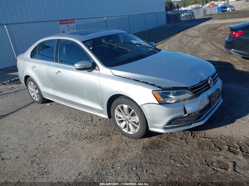 2015 VOLKSWAGEN JETTA 1.8T SE - 3VWD17AJ0FM422030