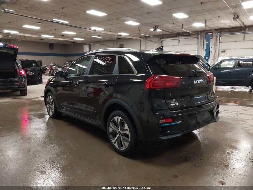 2022 KIA NIRO EV EX PREMIUM KNDCE3LG2N5144118